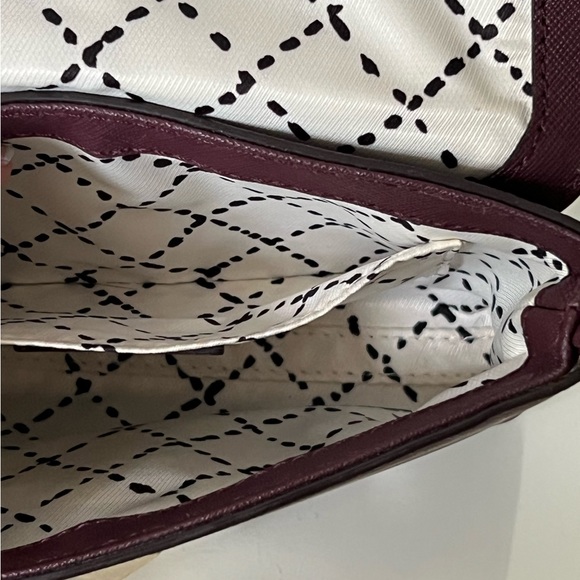 Kate Spade Turn Lock Crossbody Bag in Mulberry - Picture 9 of 10